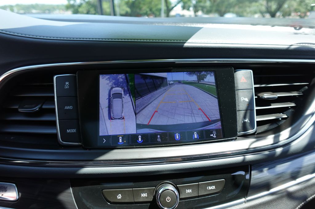 2021 Buick Enclave Image 22