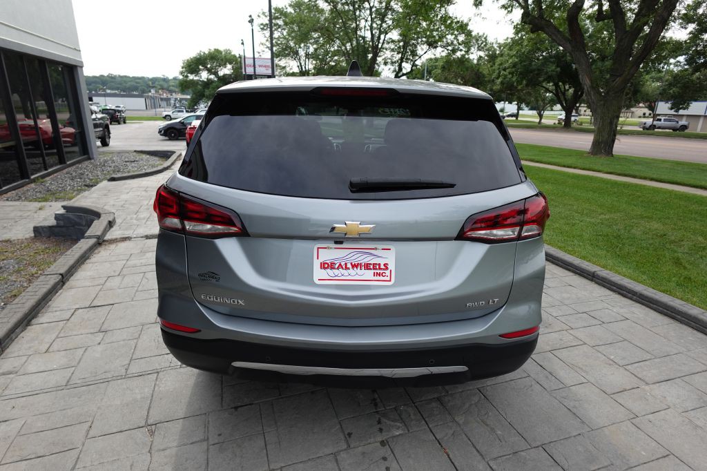 2023 Chevrolet Equinox Image 3