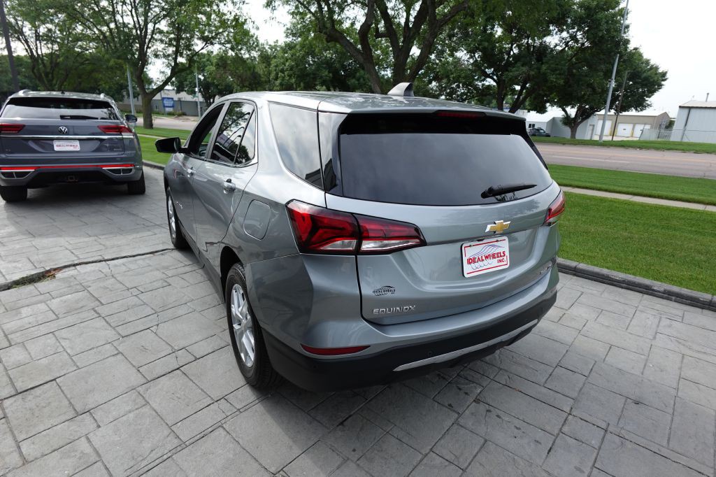 2023 Chevrolet Equinox Image 4
