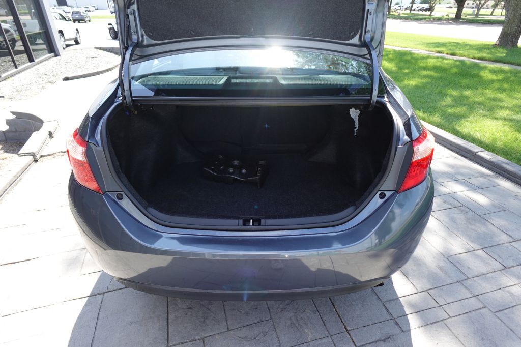 2018 Toyota Corolla Image 11