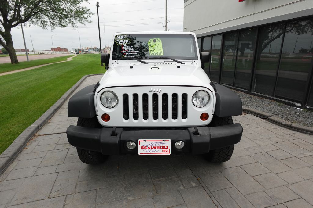 2012 Jeep Wrangler Image 7