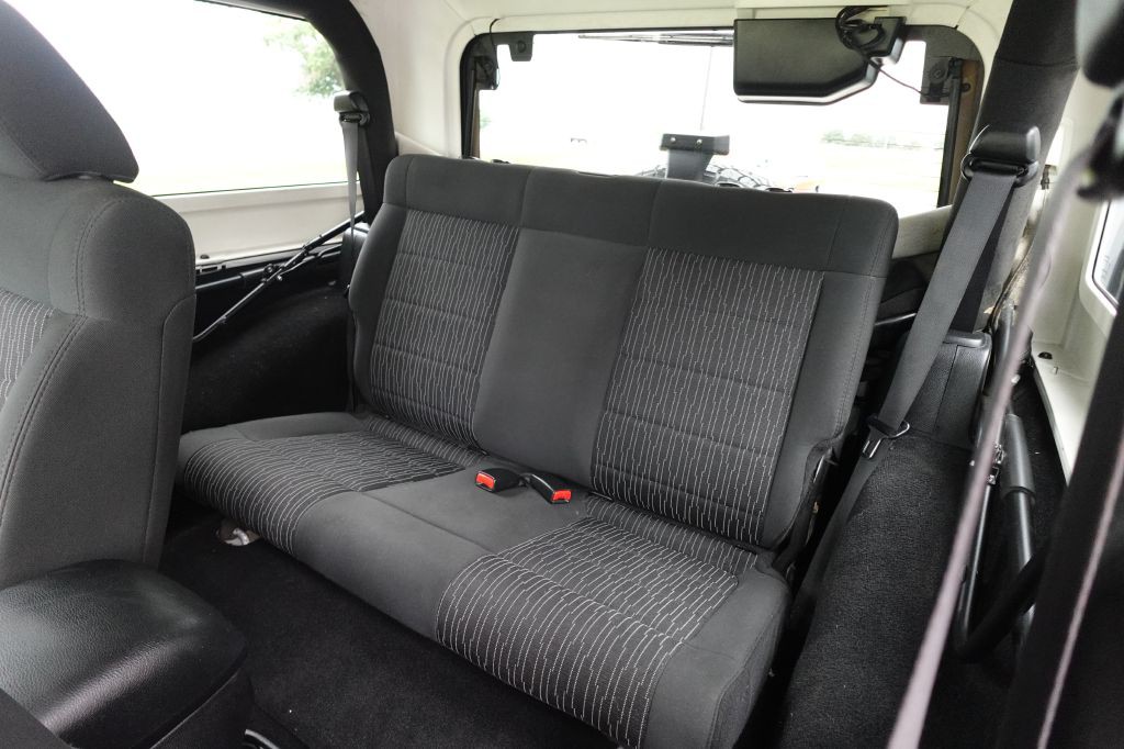 2012 Jeep Wrangler Image 10