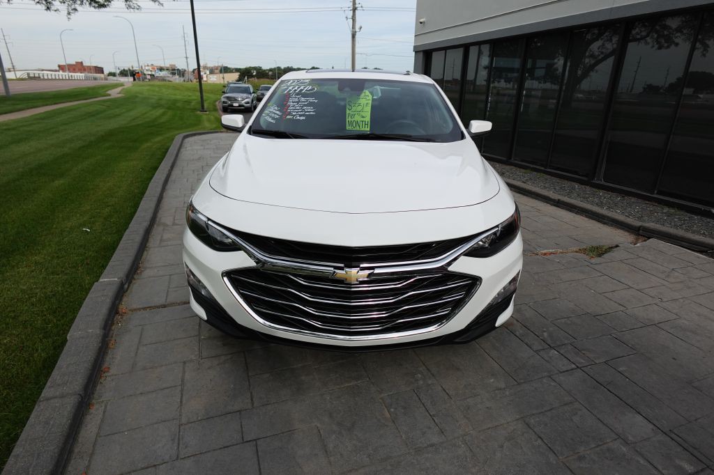 2023 Chevrolet Malibu Image 7