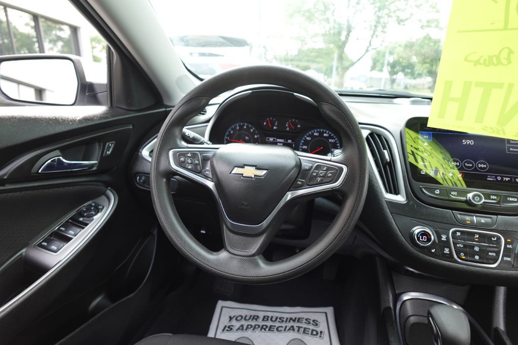 2023 Chevrolet Malibu Image 14