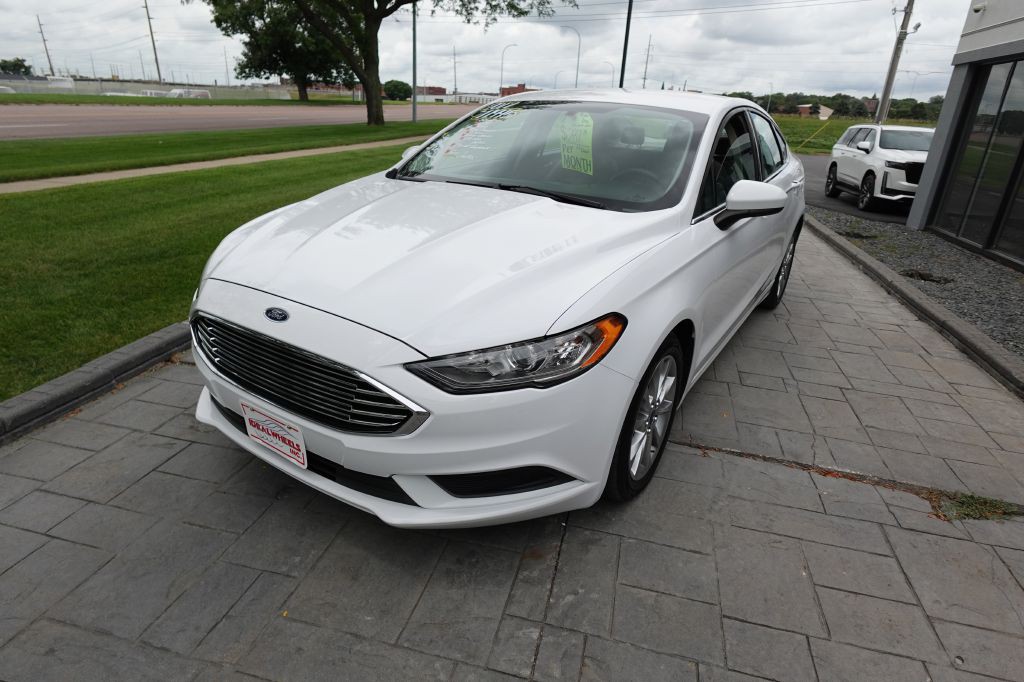 2017 Ford Fusion Image 6