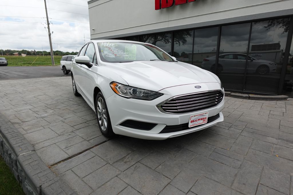 2017 Ford Fusion Image 8