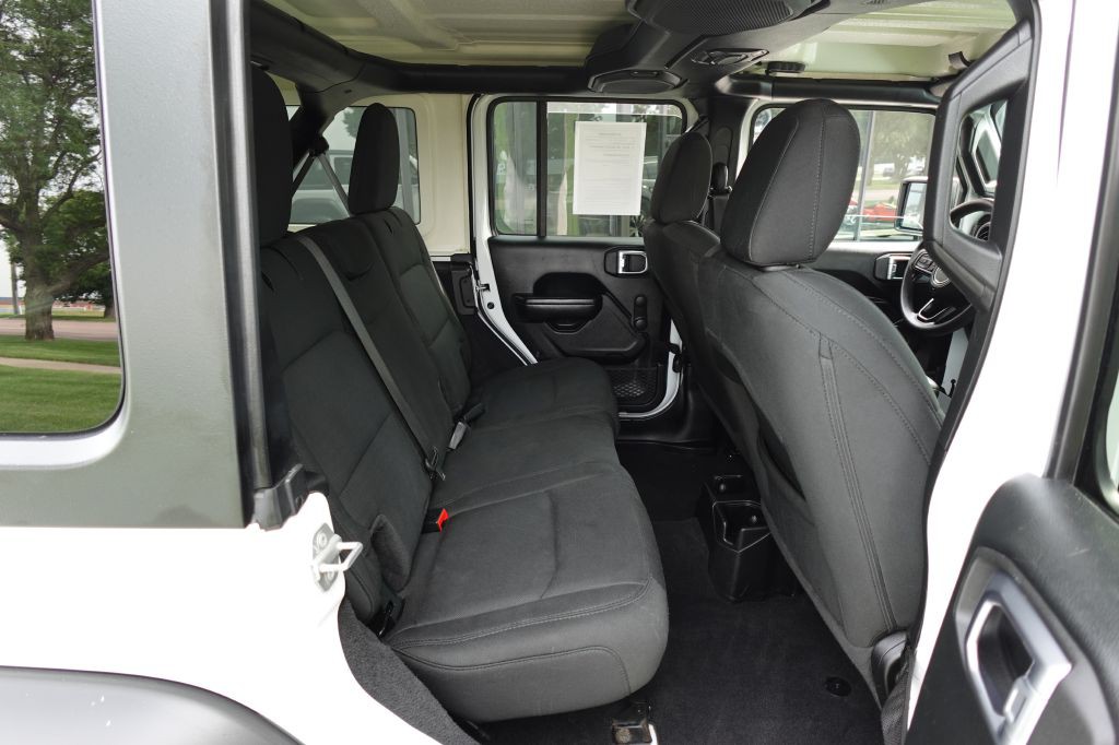 2021 Jeep Wrangler Unlimited Image 12