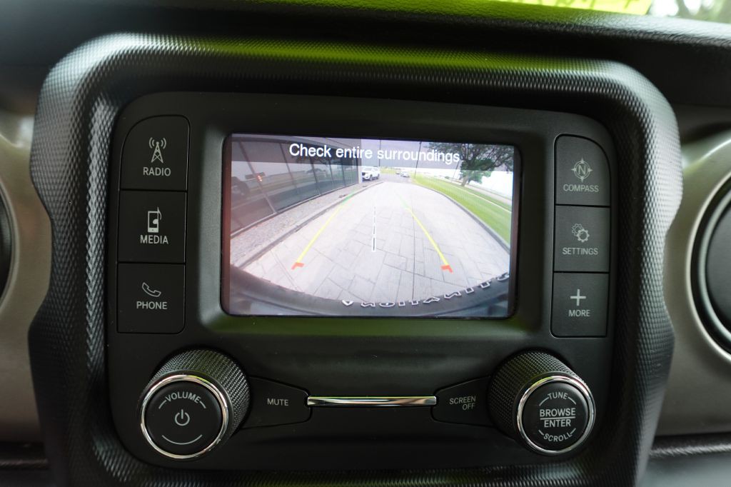 2021 Jeep Wrangler Unlimited Image 17