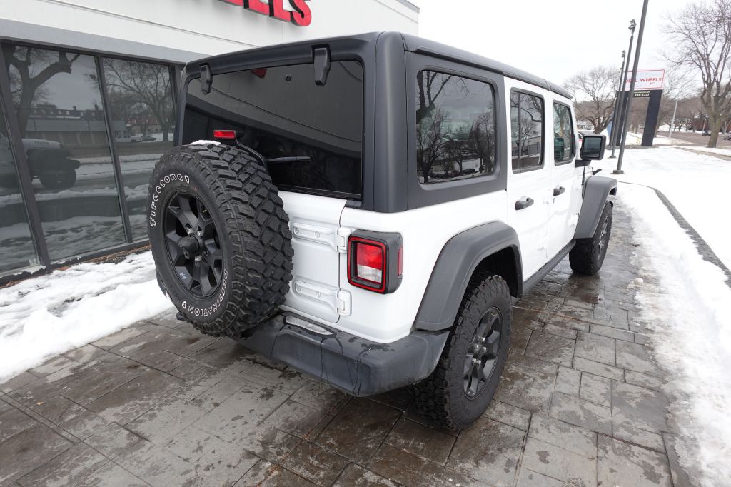2021 Jeep Wrangler Unlimited Image 2