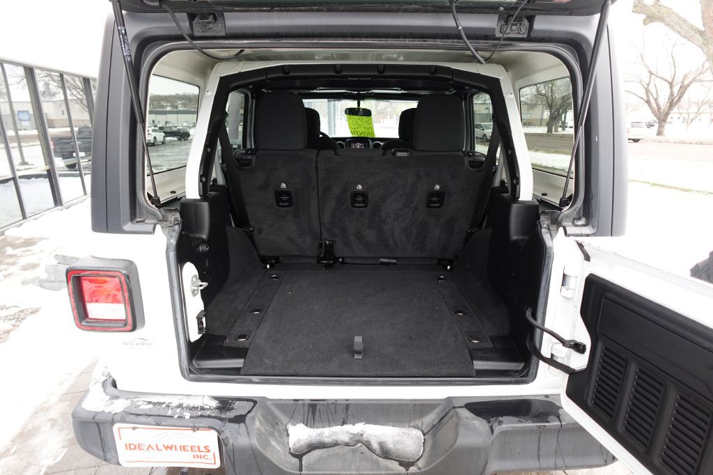 2021 Jeep Wrangler Unlimited Image 11
