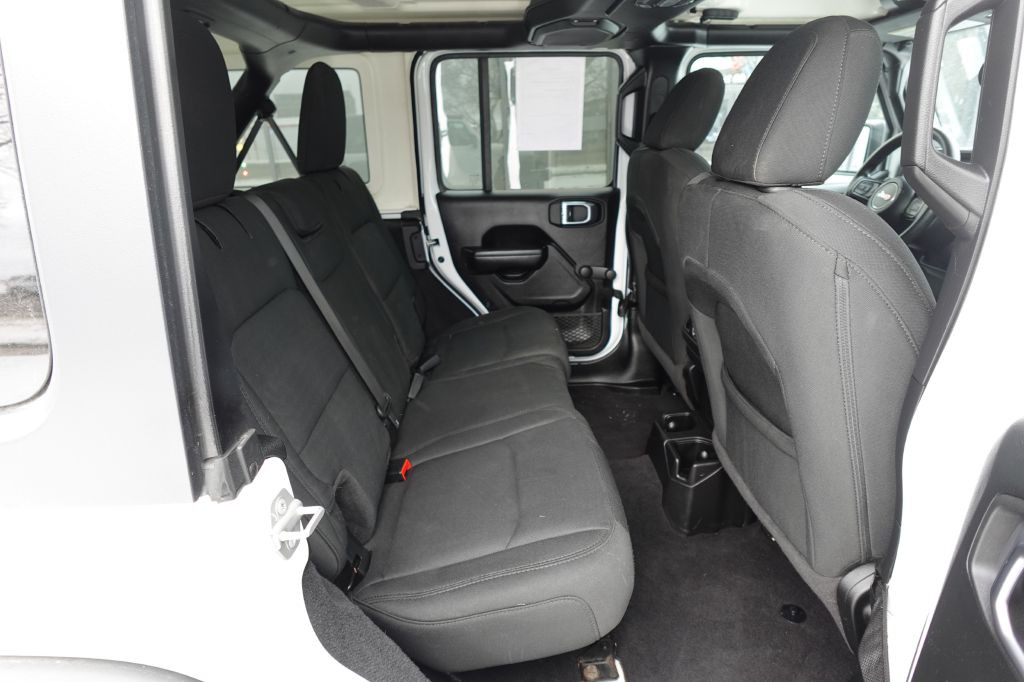 2021 Jeep Wrangler Unlimited Image 12