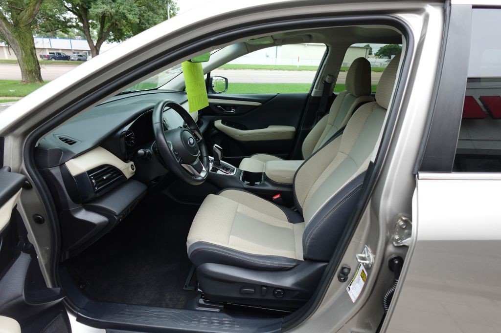 2020 Subaru Outback Image 9
