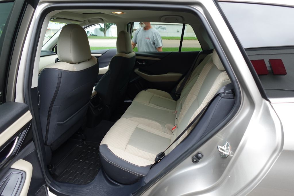 2020 Subaru Outback Image 10