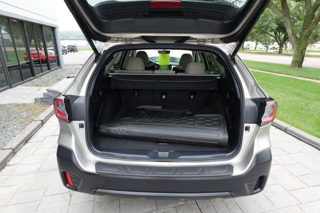 2020 Subaru Outback Image 11
