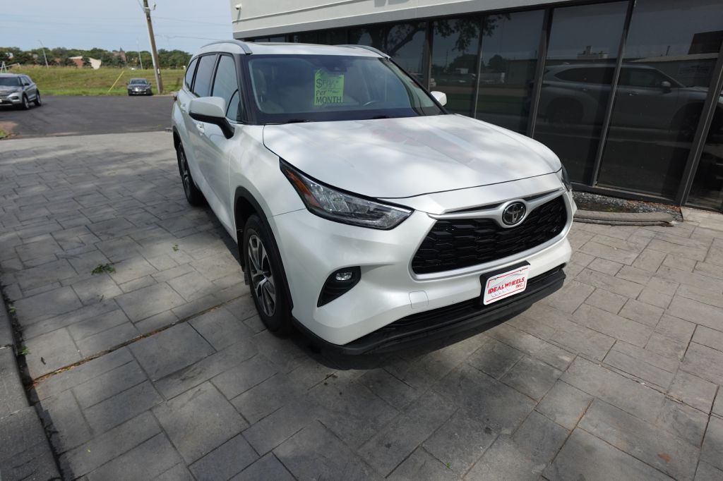 2022 Toyota Highlander Image 8