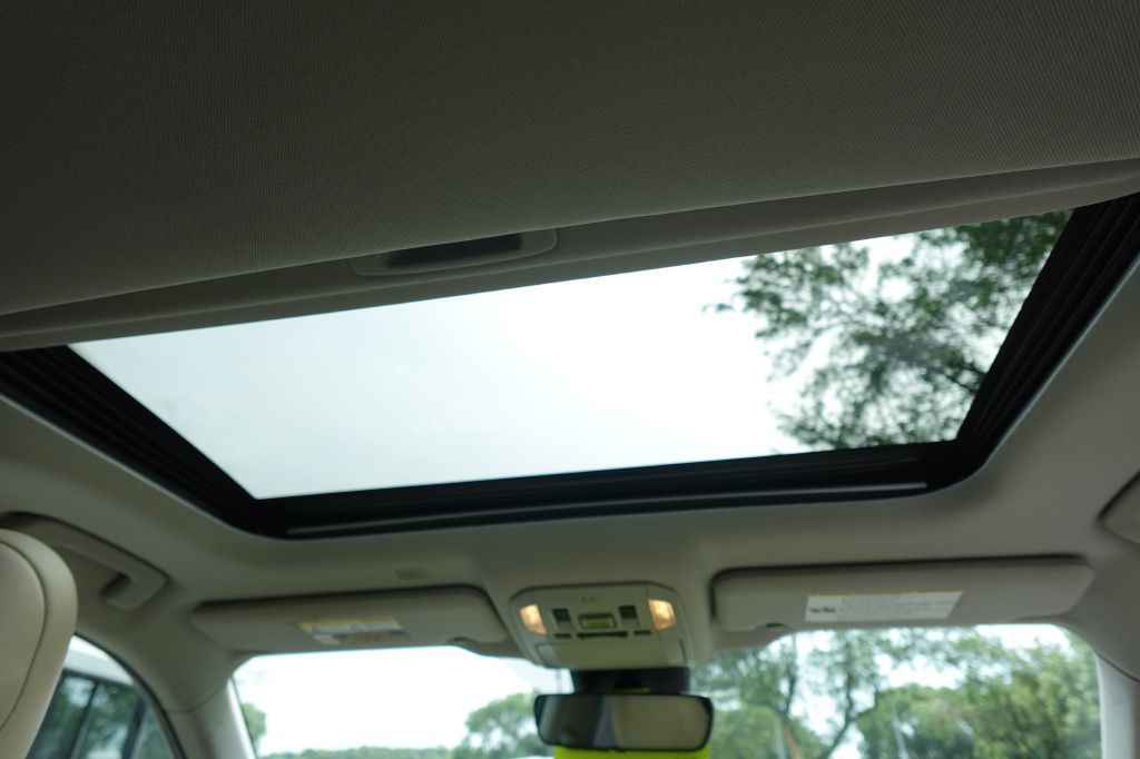 2022 Toyota Highlander Image 16
