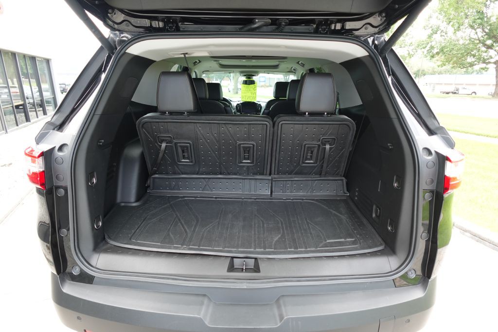 2021 Chevrolet Traverse Image 12