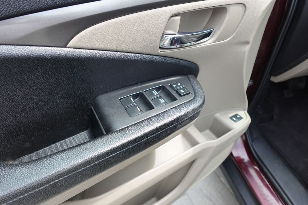 2017 Honda Pilot Image 15