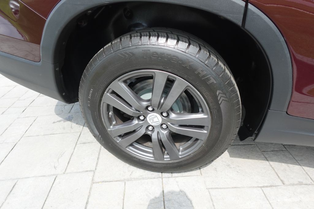 2017 Honda Pilot Image 22