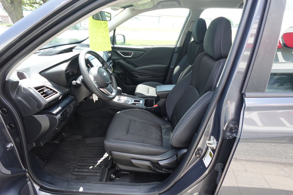 2020 Subaru Forester Image 9