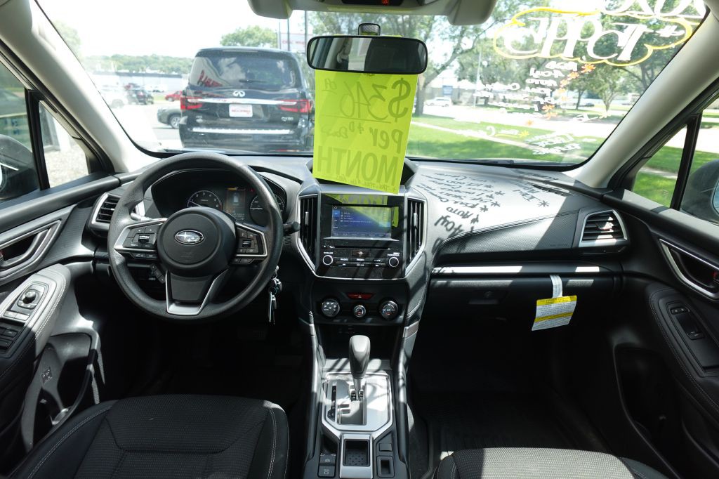 2020 Subaru Forester Image 15