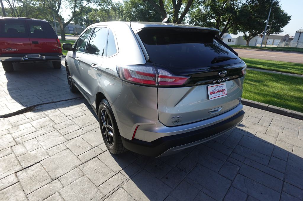 2024 Ford Edge Image 4