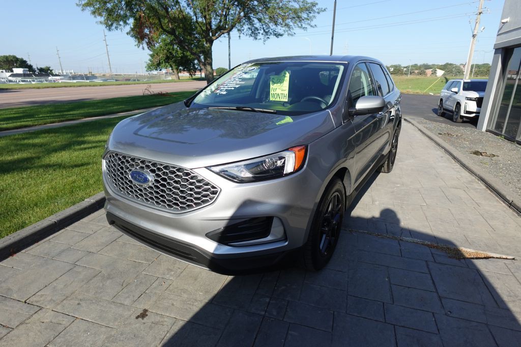 2024 Ford Edge Image 6