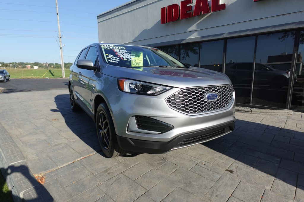 2024 Ford Edge Image 8