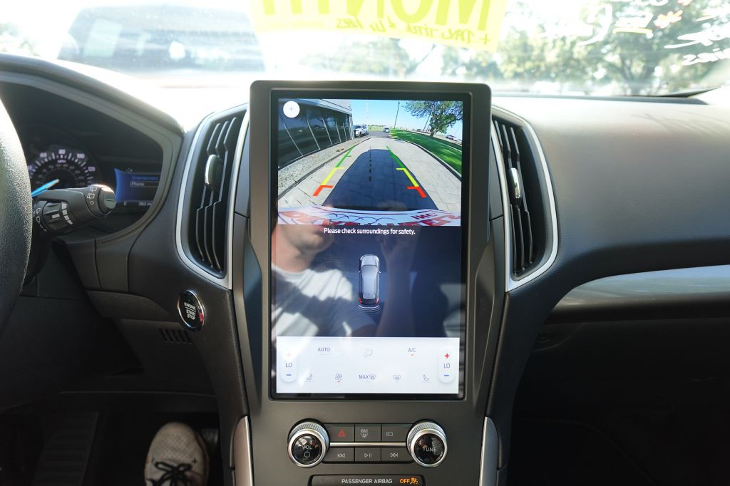 2024 Ford Edge Image 17