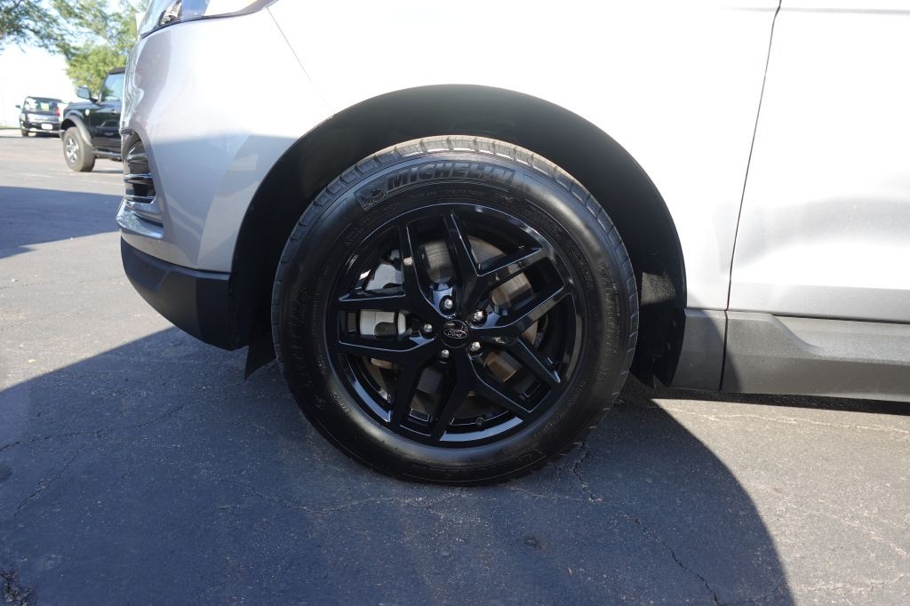 2024 Ford Edge Image 18