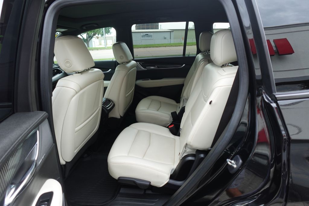2021 Cadillac XT6 Image 9