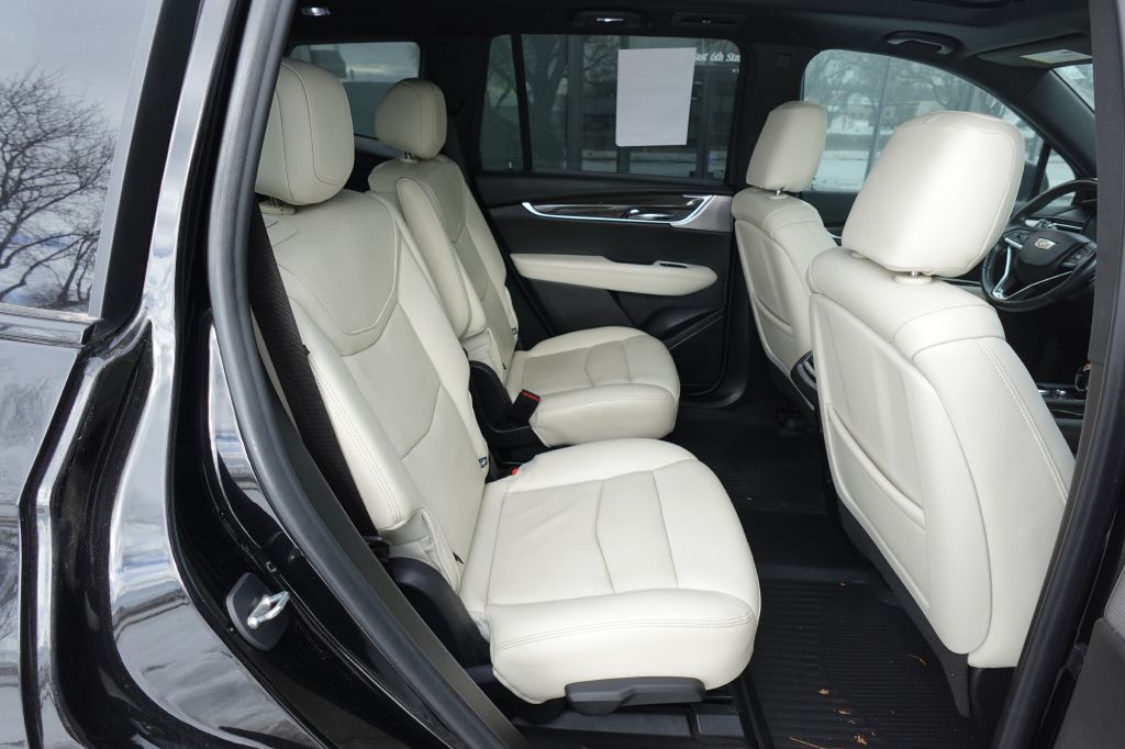 2021 Cadillac XT6 Image 14