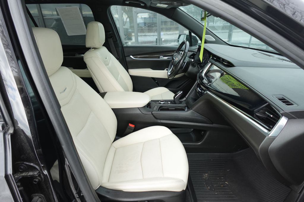 2021 Cadillac XT6 Image 15