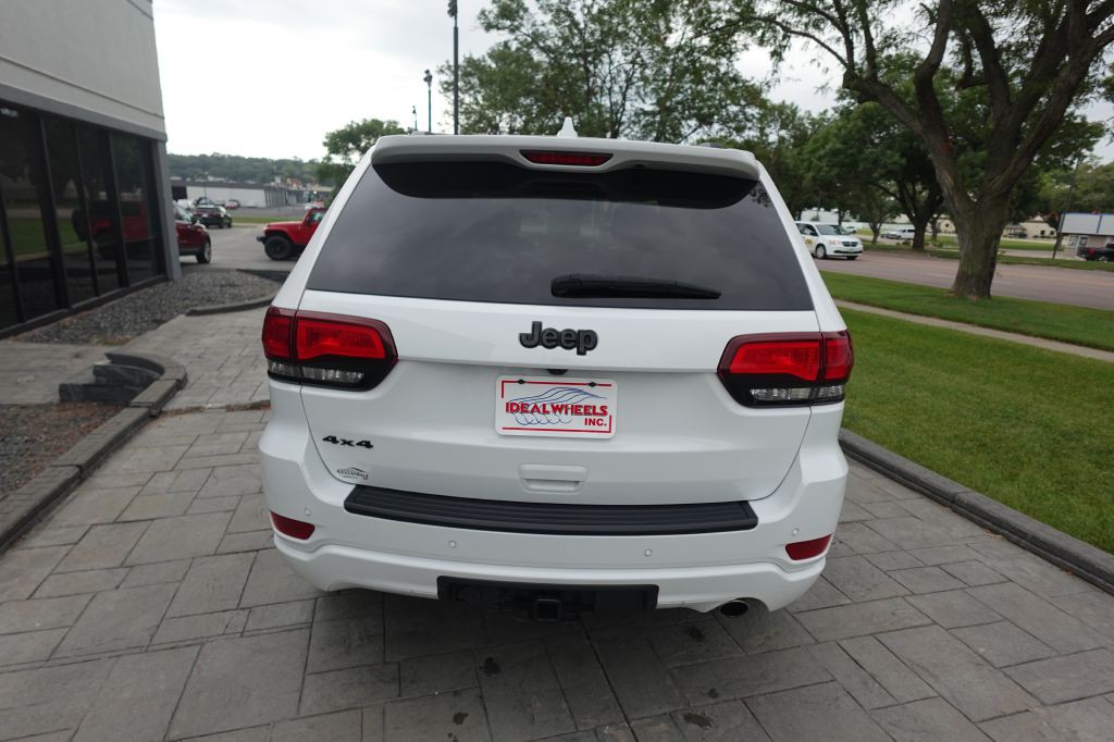 2020 Jeep Grand Cherokee Image 3