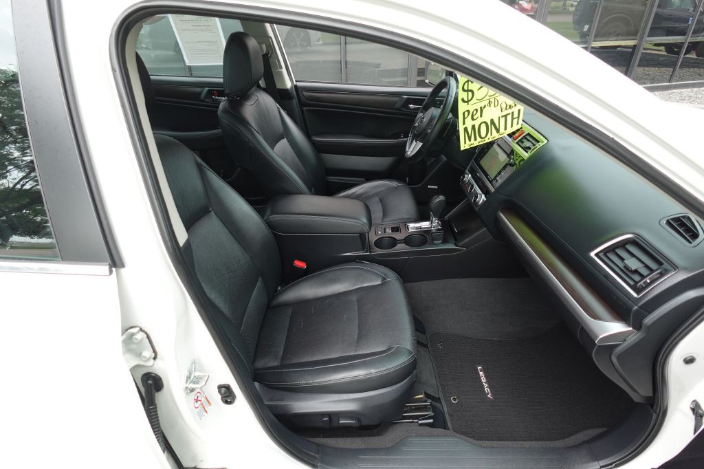 2015 Subaru Legacy Image 13