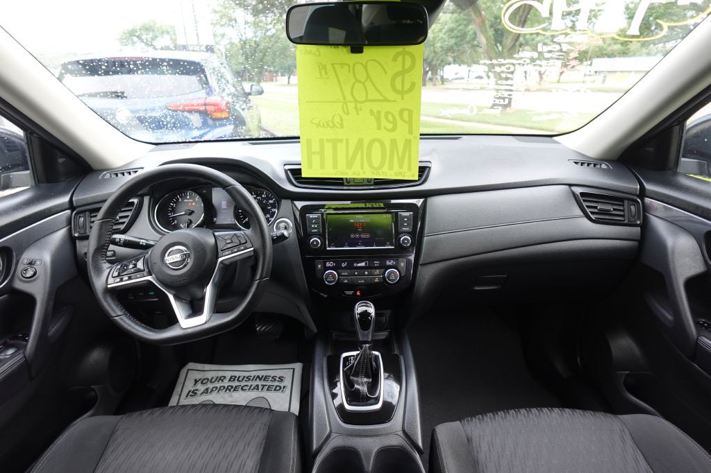 2019 Nissan Rogue Image 15