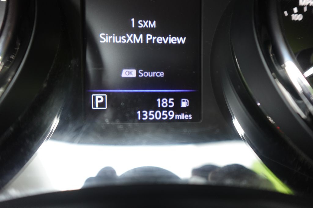 2019 Nissan Rogue Image 16