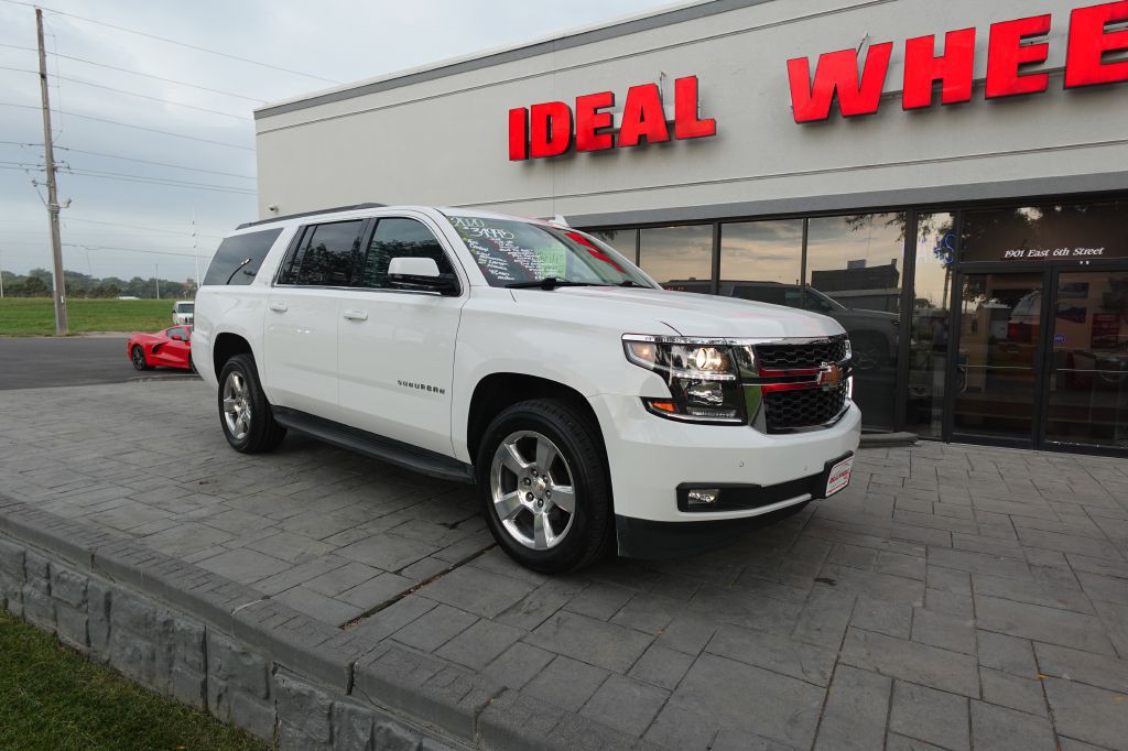 2020 Chevrolet Suburban Image 2