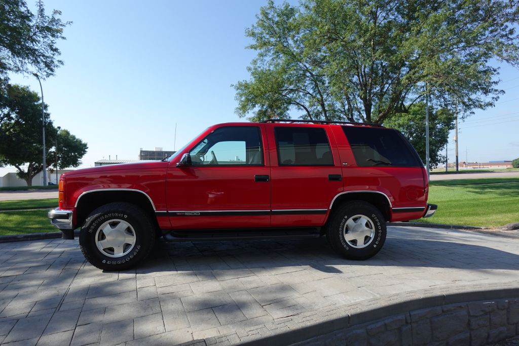 1999 GMC Yukon Image 6