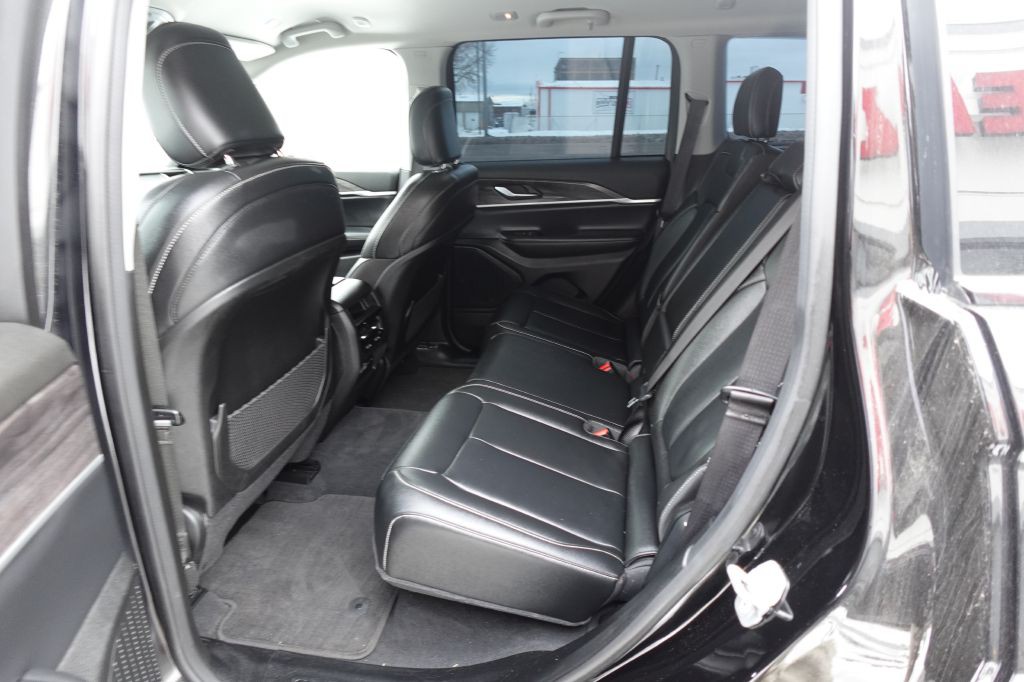 2023 Jeep Grand Cherokee Image 10