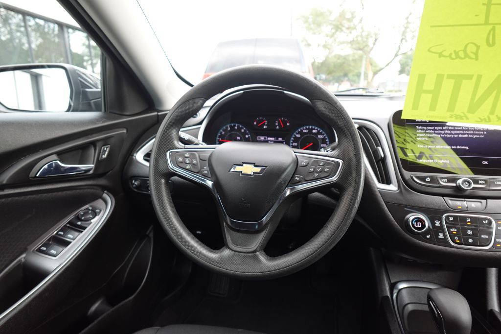 2023 Chevrolet Malibu Image 14