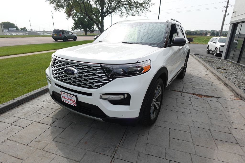 2020 Ford Explorer Image 6