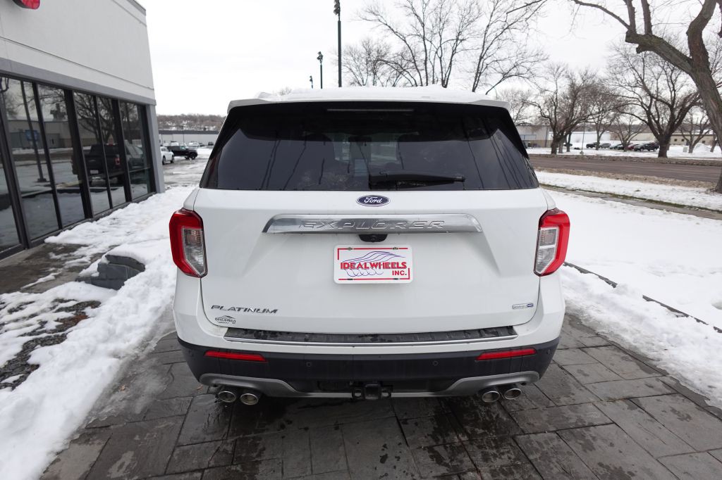 2020 Ford Explorer Image 3