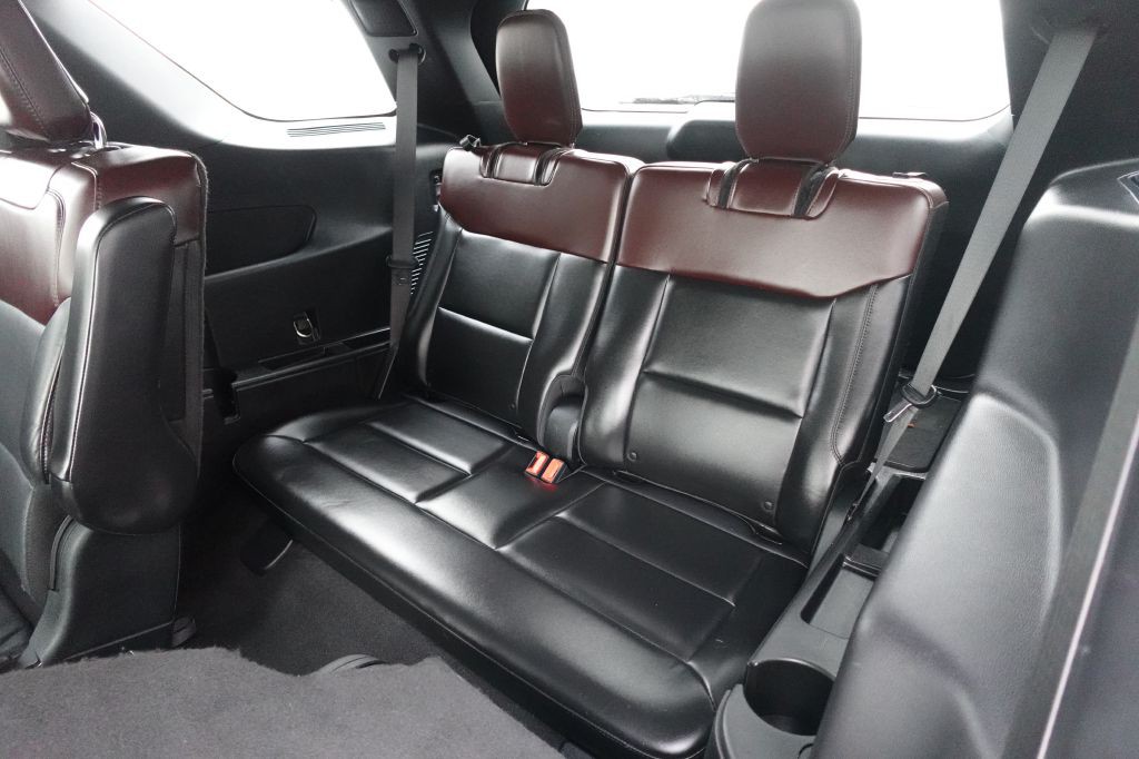 2020 Ford Explorer Image 11