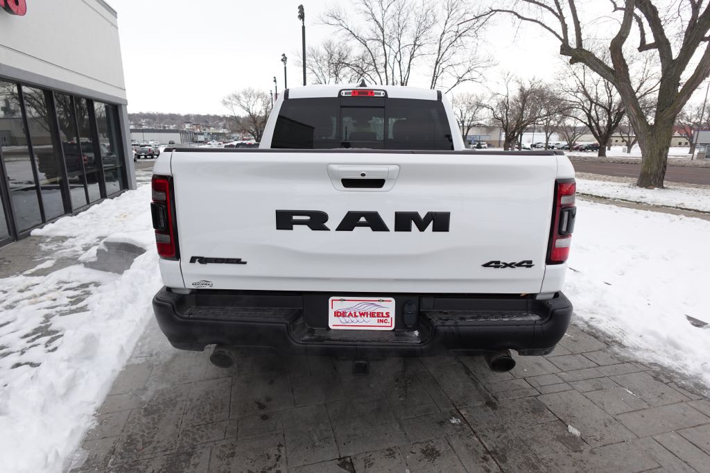 2020 RAM 1500 Image 3