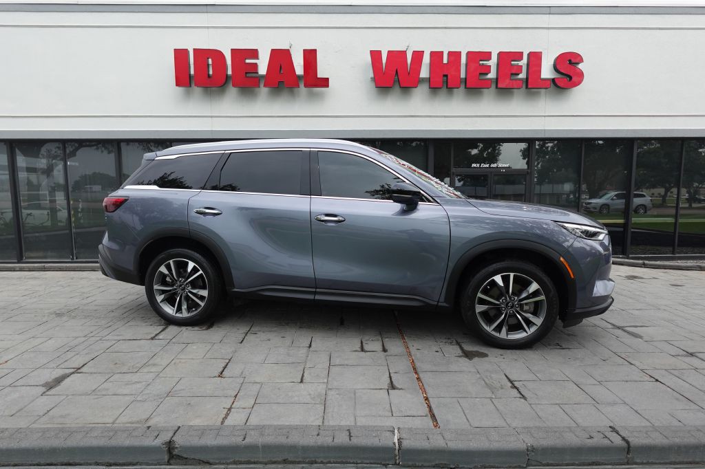 2023 INFINITI QX60 Image 1