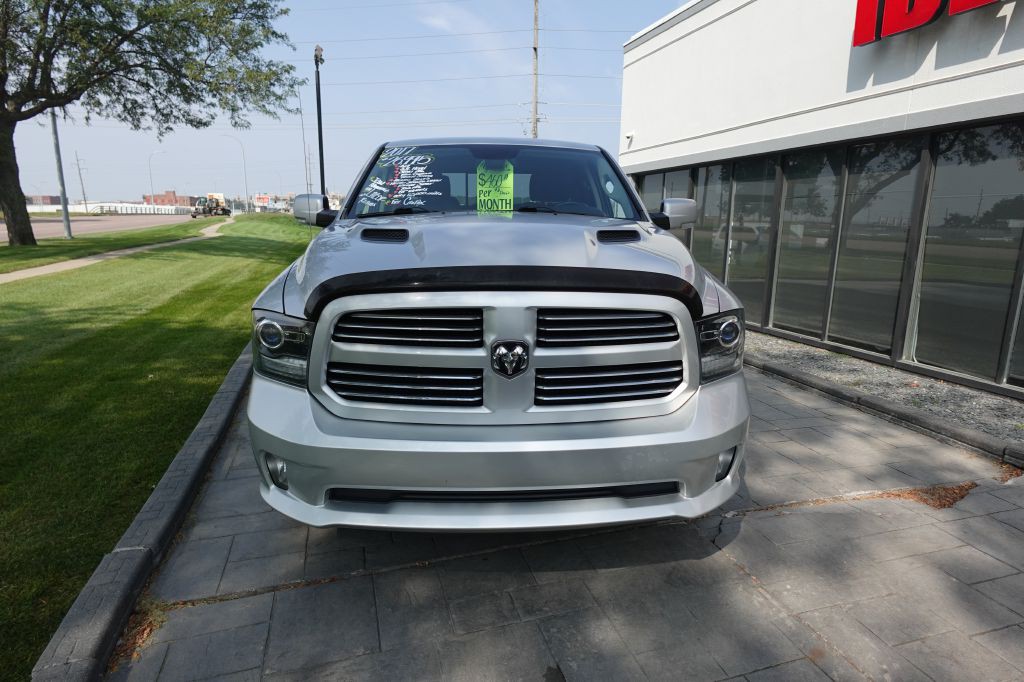 2017 RAM 1500 Image 8