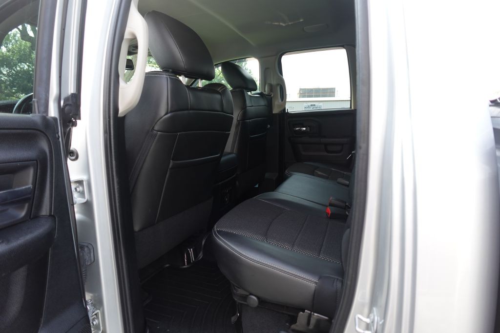 2017 RAM 1500 Image 16