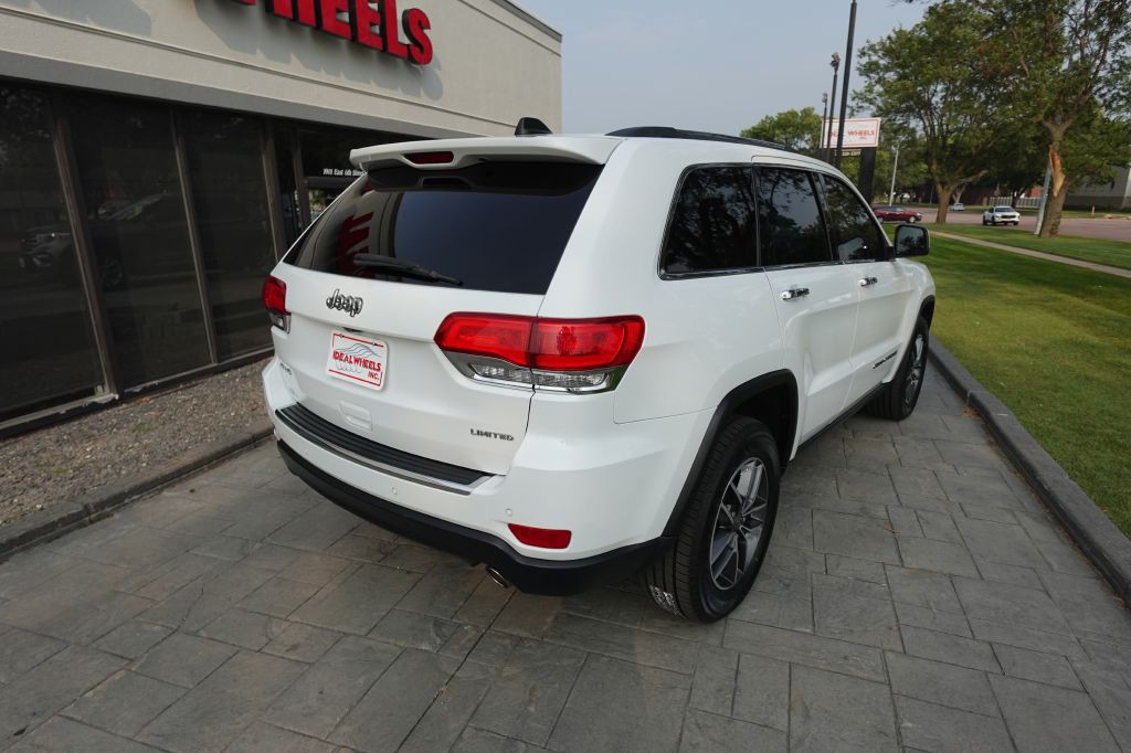 2019 Jeep Grand Cherokee Image 2