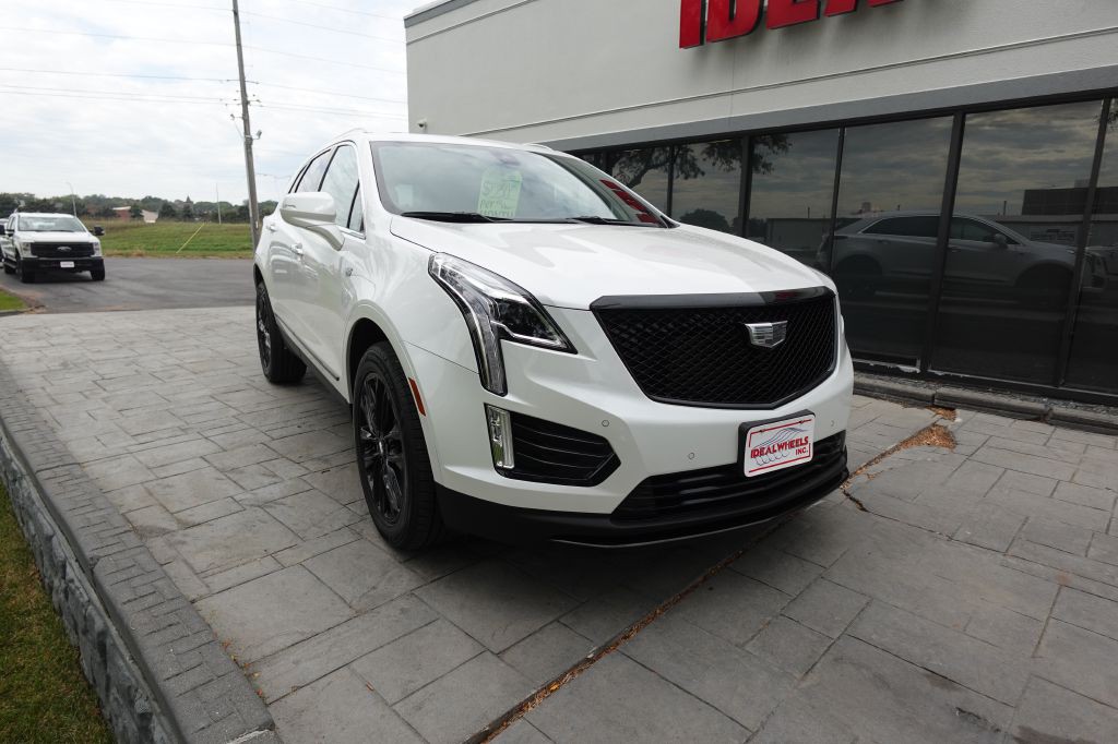 2022 Cadillac XT5 Image 8
